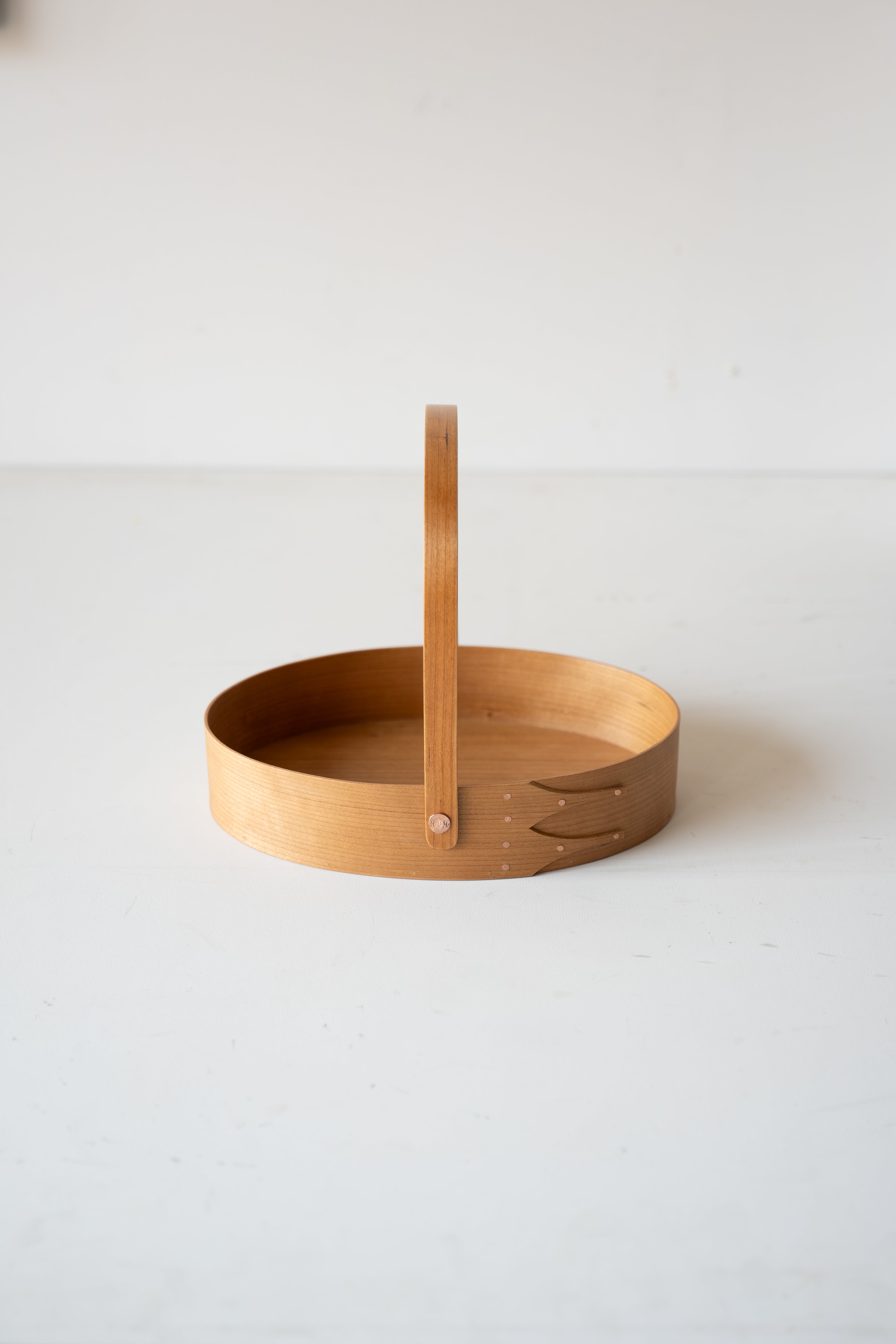 小物入れ IFUJI OVAL CARRIER #C7 cherry Ifuji Oval Box Carrier – Cherry