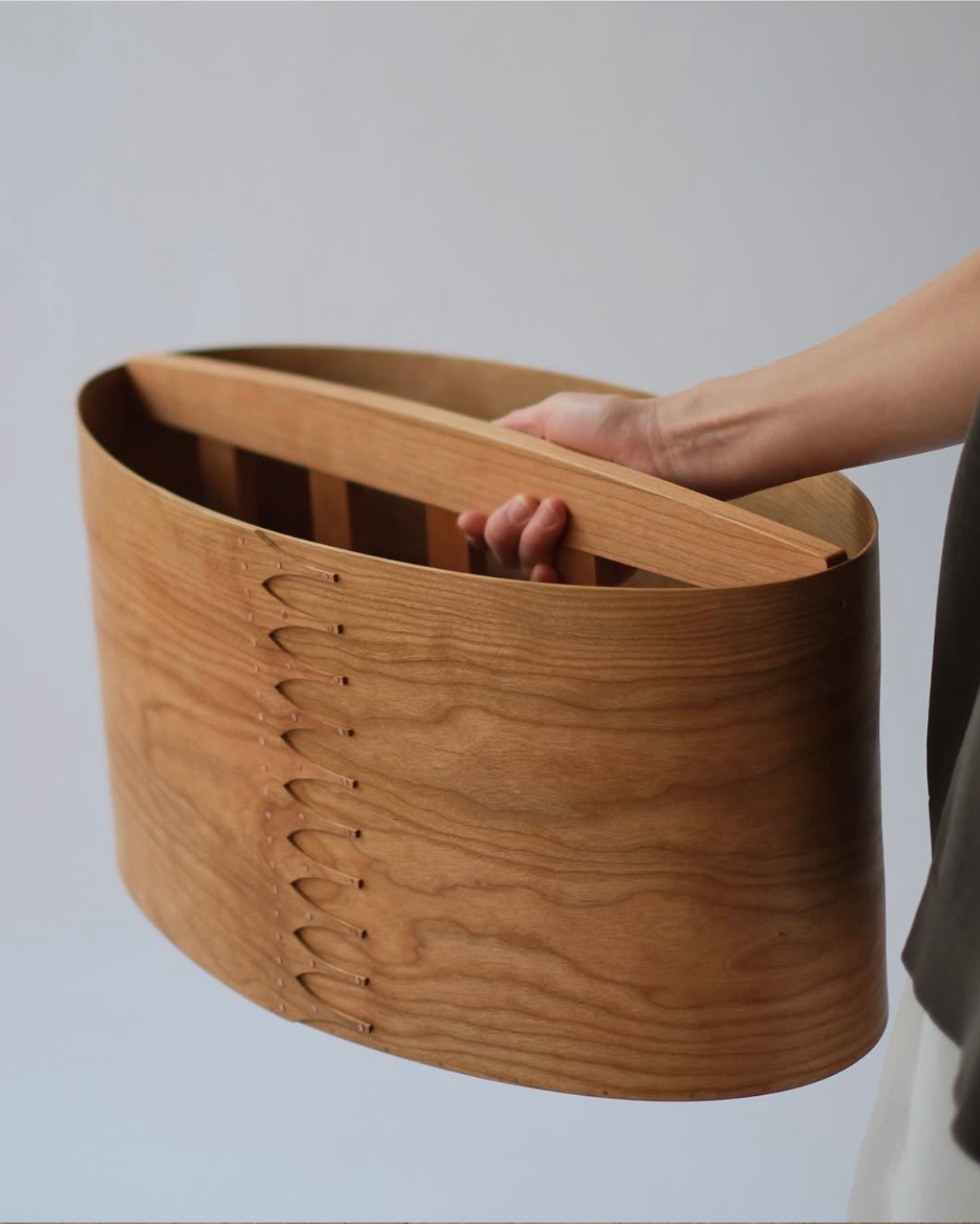 MAGAZINE BOX